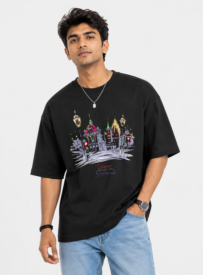 Minimalist Oversized T-Shirt for Men & Women | Premium Cotton Streetwear Tee